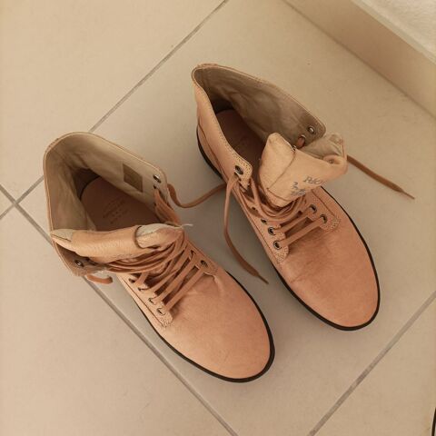 Bottines italiennes pointure 45
0 Bziers (34)