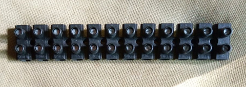 12 dominos 30 A - 500 V neufs 5 Beauchamp (95)