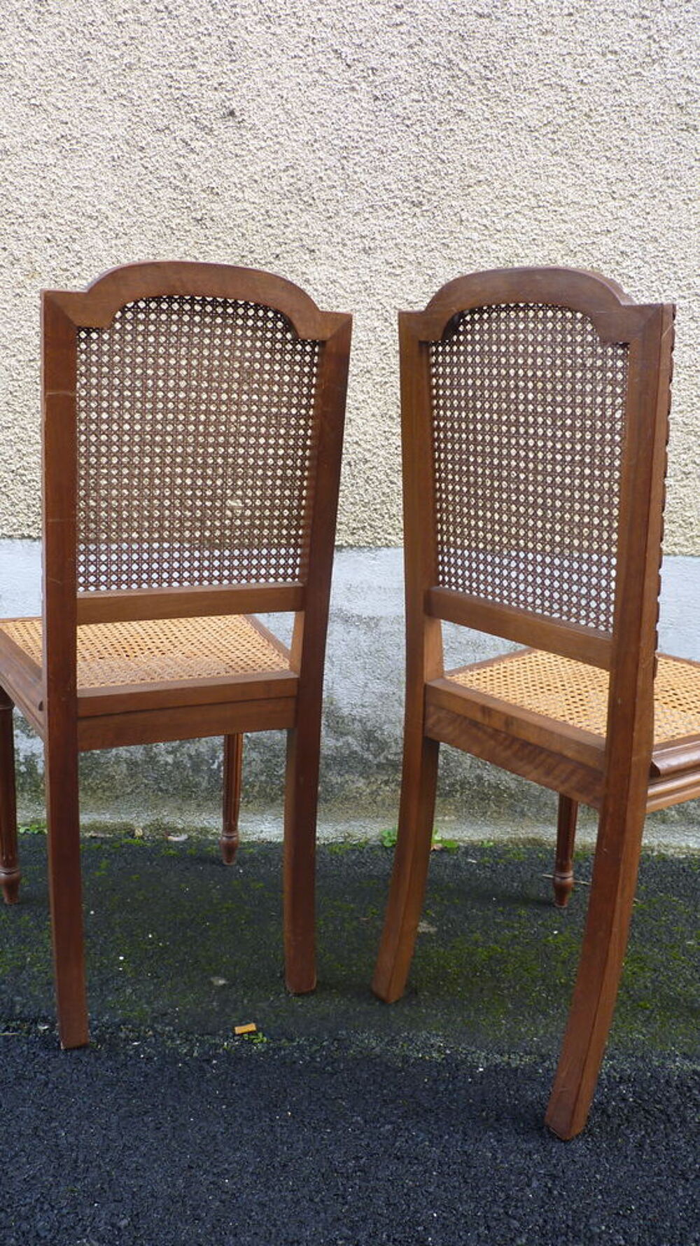Lot de 2 chaises cann&eacute;es vintage
Décoration
