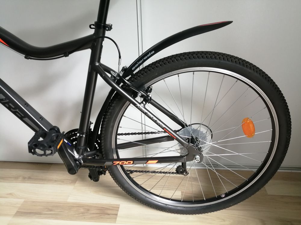 VTT NAKAMURA 27.5 &Eacute;TAT NEUF.
150 euros &agrave; d&eacute;battre. Vélos