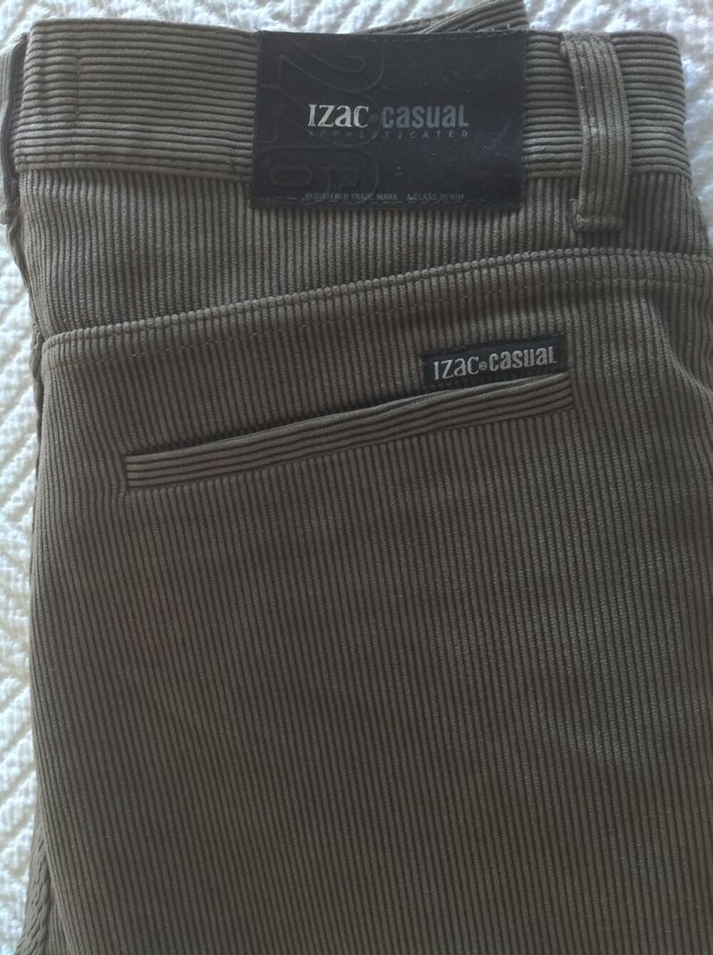 Pantalon velours Izac Casual taille 40 Vêtements