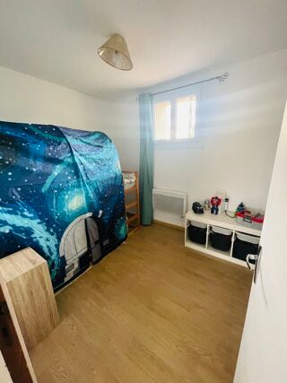  Appartement à louer 3/4 pièces 119 m²