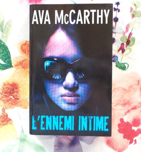 L'ENNEMI INTIME de Ava McCARTHY Ed. France Loisirs 1 Bubry (56)