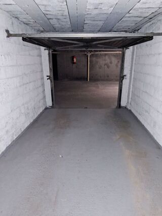  Parking / Garage à louer 15 m² Pantin