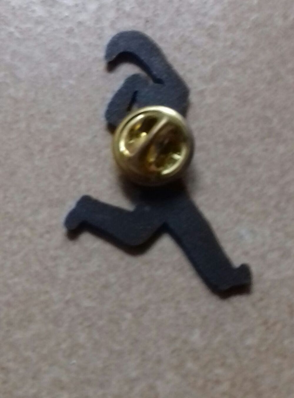 PIN'S JOUEUR BASQUE CHISTERA 