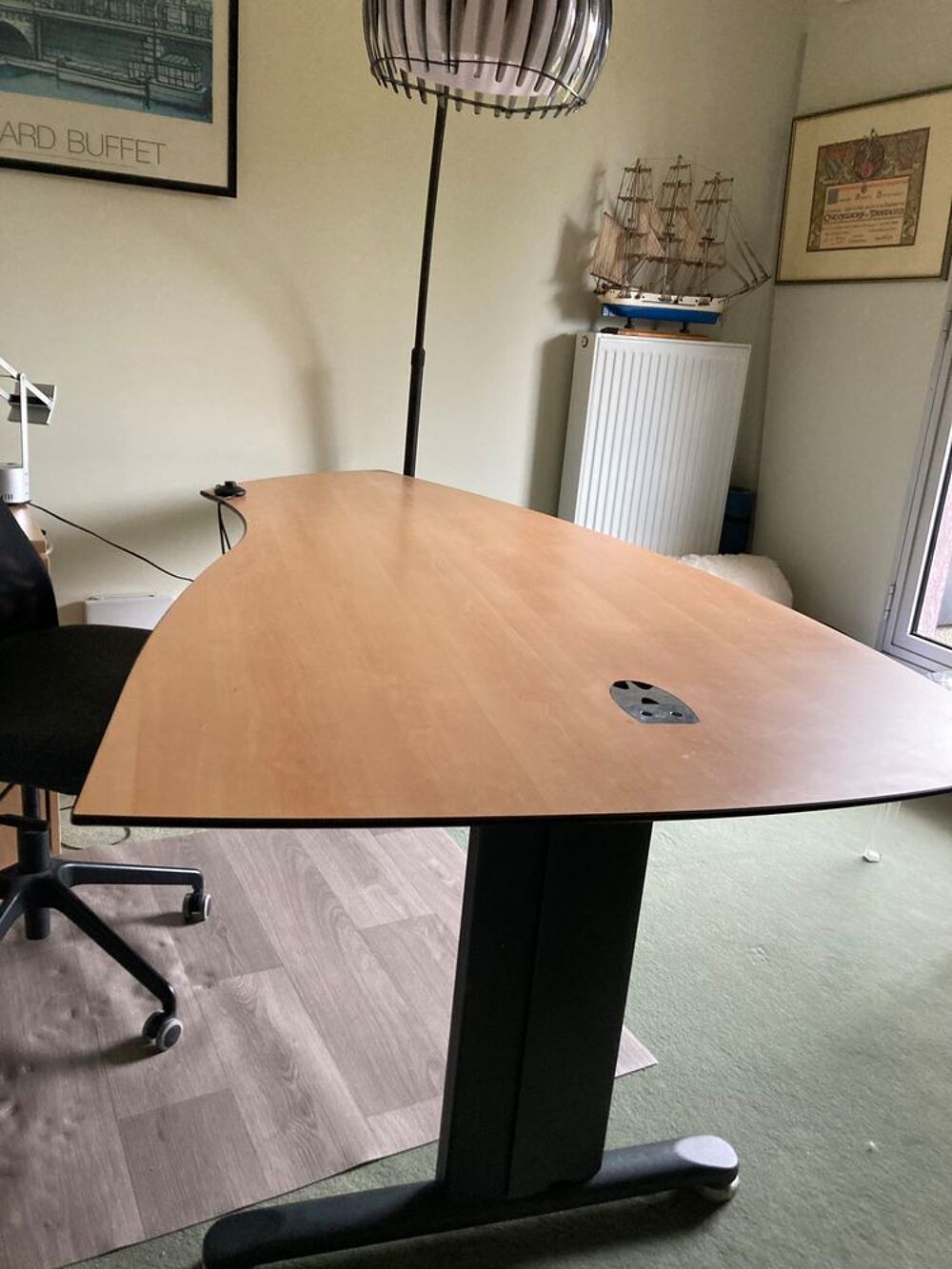bureau contemporain,
Meubles