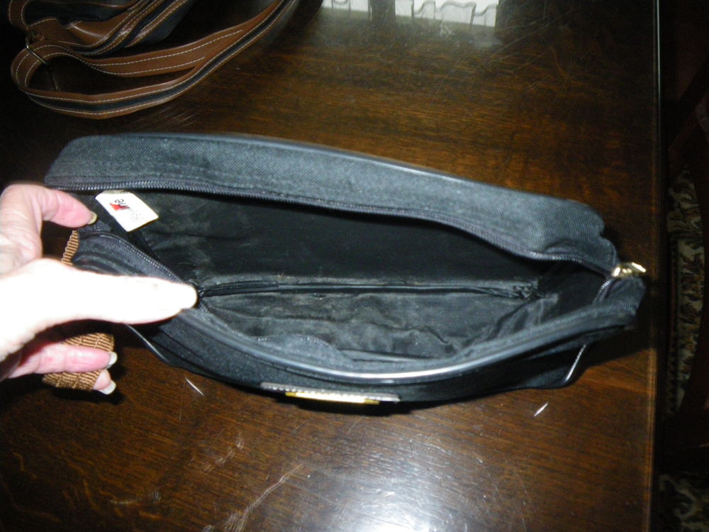 Sac Bandouli&egrave;re avec Pochette EASY LYNE PARIS Maroquinerie