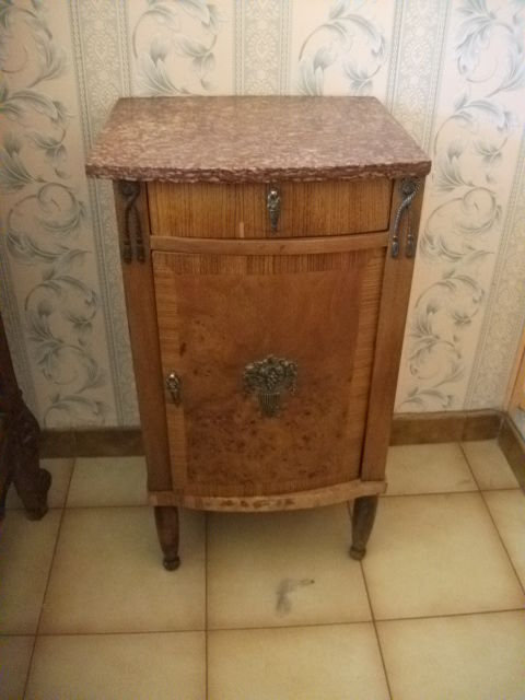 LIT   ET  CHEVET   ET   ARMOIRE 120 Saint-Beauz�ly (12)