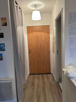  Appartement à louer 1 pièce 25 m²