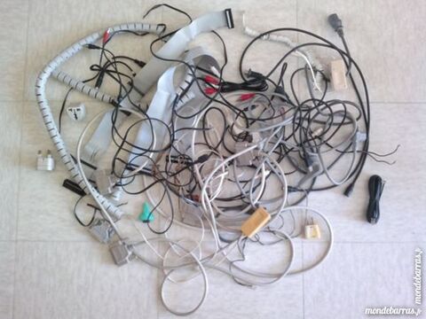 Lot de c�bles de diff�rents types 1 Paris 13 (75)