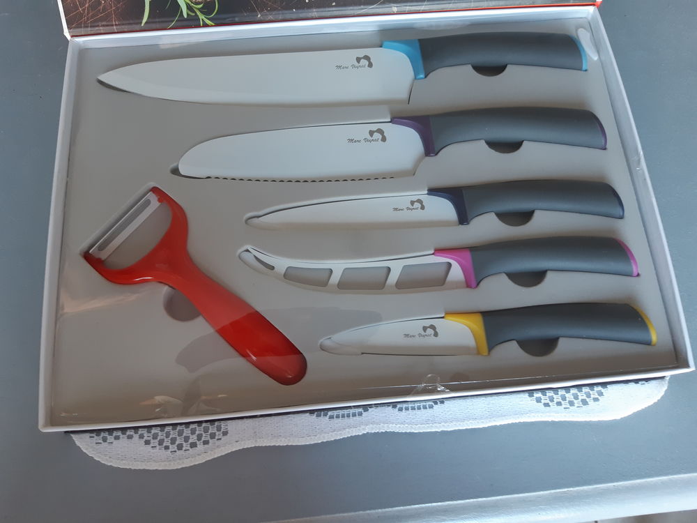 Coffret 7 pi&egrave;ces Marc veyrat neuf Electroménager
