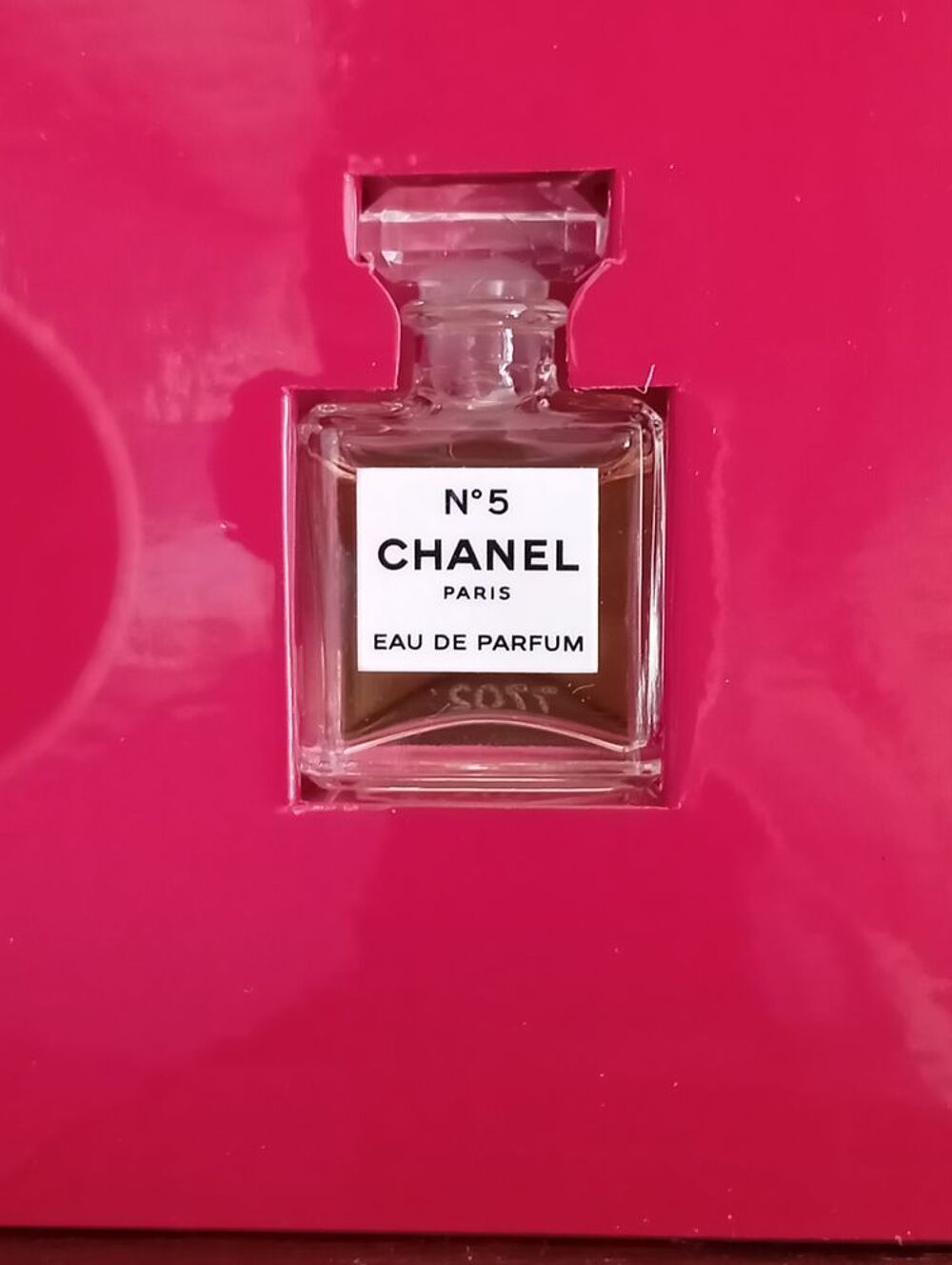 Miniature de parfum Chanel N&deg;5 No&euml;l 2023 