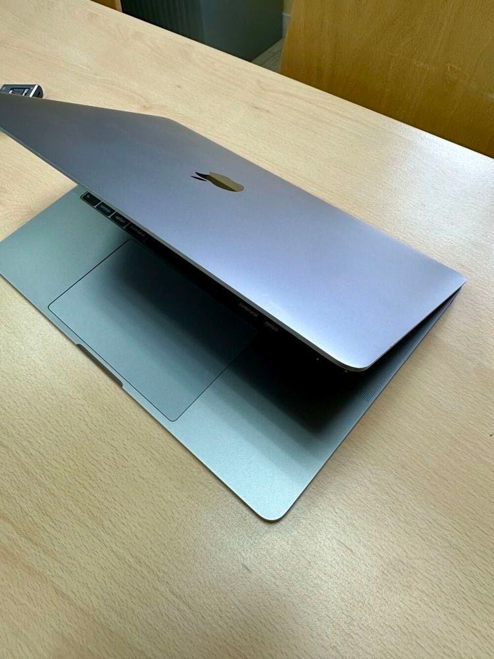 MacBook Pro 2019 13pouces Matriel informatique