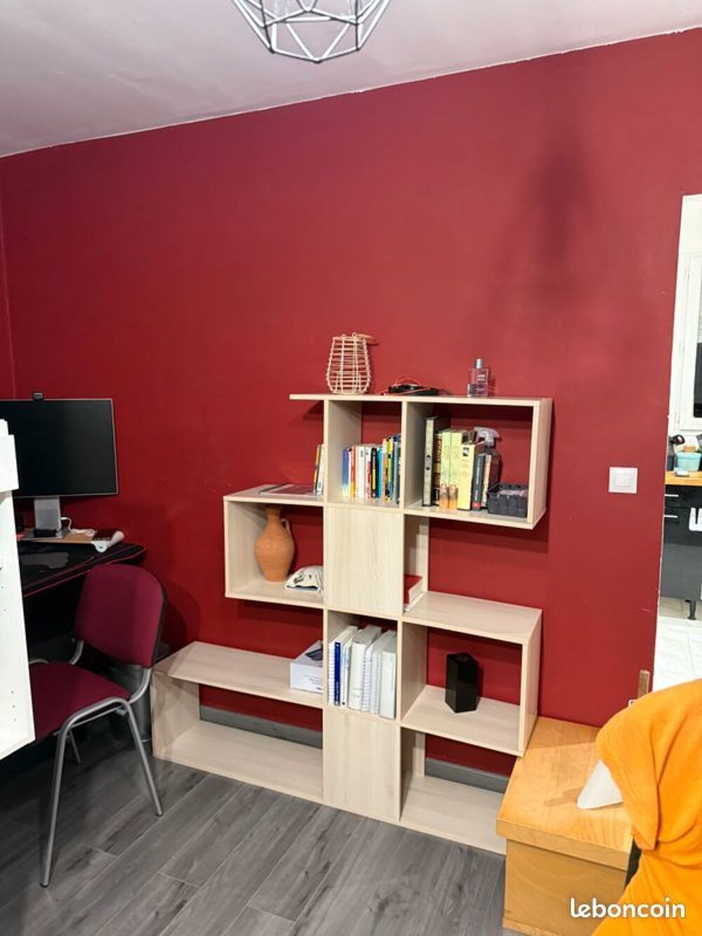Biblioth&egrave;que styl&eacute; IKEA
Meubles