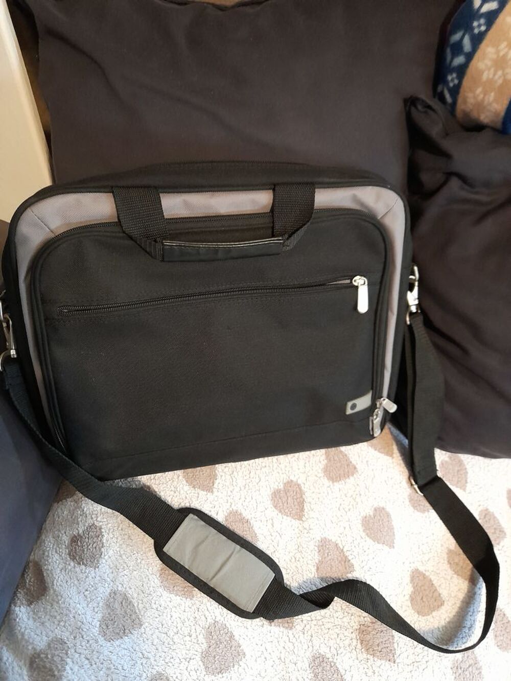 Sacoche HP pour ordinateur portable 15.6
Matériel informatique