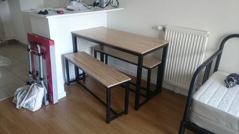 Ensemble table et 2 bancs industriel - loft - 120x60x73 160 Clichy (92)