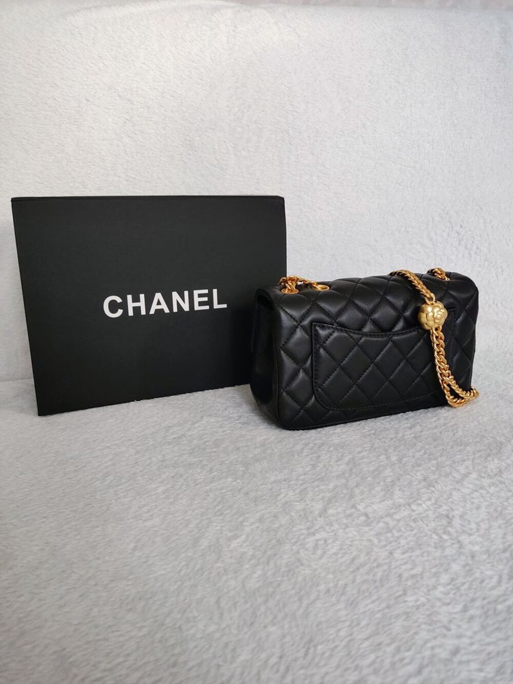 Sac CHANEL 23S Black Classic small Flap Bag Maroquinerie