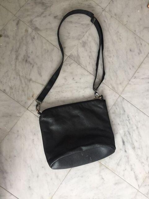 Sac de dame � bandouli�re 1 Soissons (02)