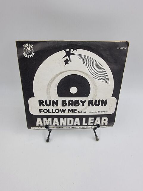 Vinyle 45 tours Amanda Lear : Run Baby Run / Follow Me 5 Vulbens (74)