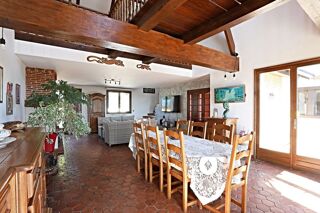  Villa à vendre 8 pièces 151 m²
