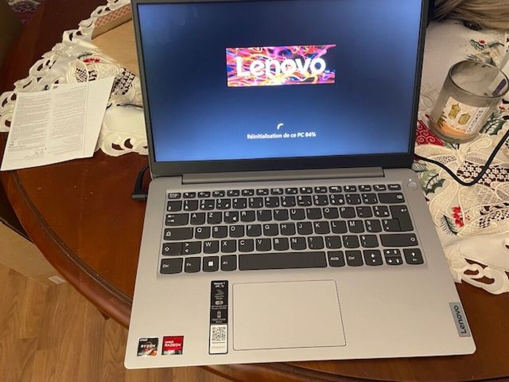 PC LENOVO 14" Matériel informatique