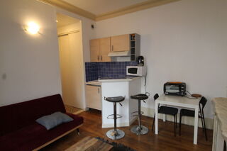  Appartement à louer 2 pièces 28 m²
