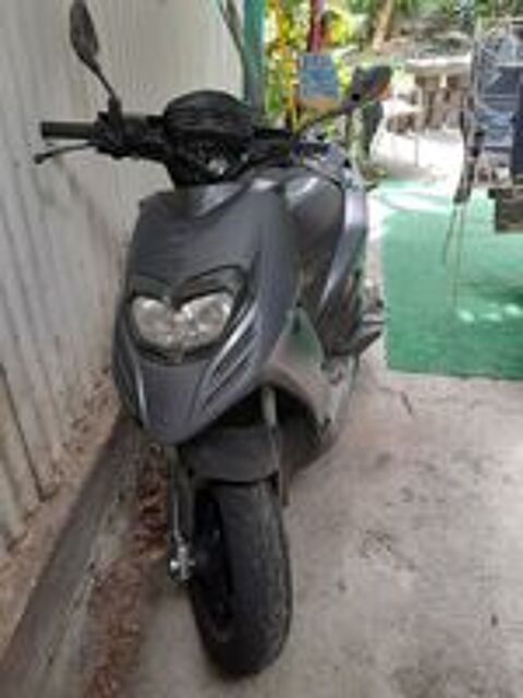PIAGGIO 2017 occasion 97490 Sainte-Clotilde