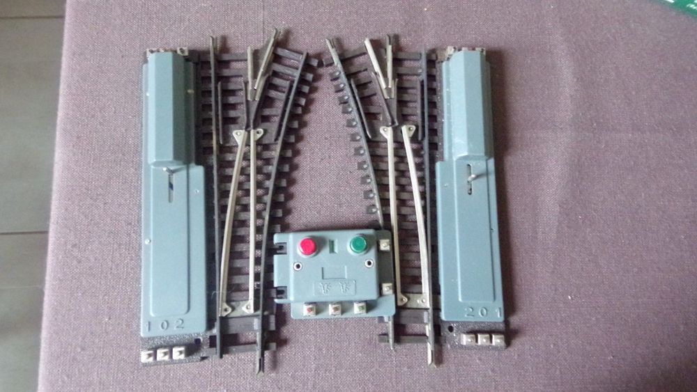 &agrave; vendre divers lots de rails au format HO Jeux / jouets