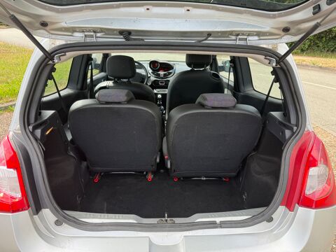 Renault twingo ii phase II 1.2i 16v 75cv essence