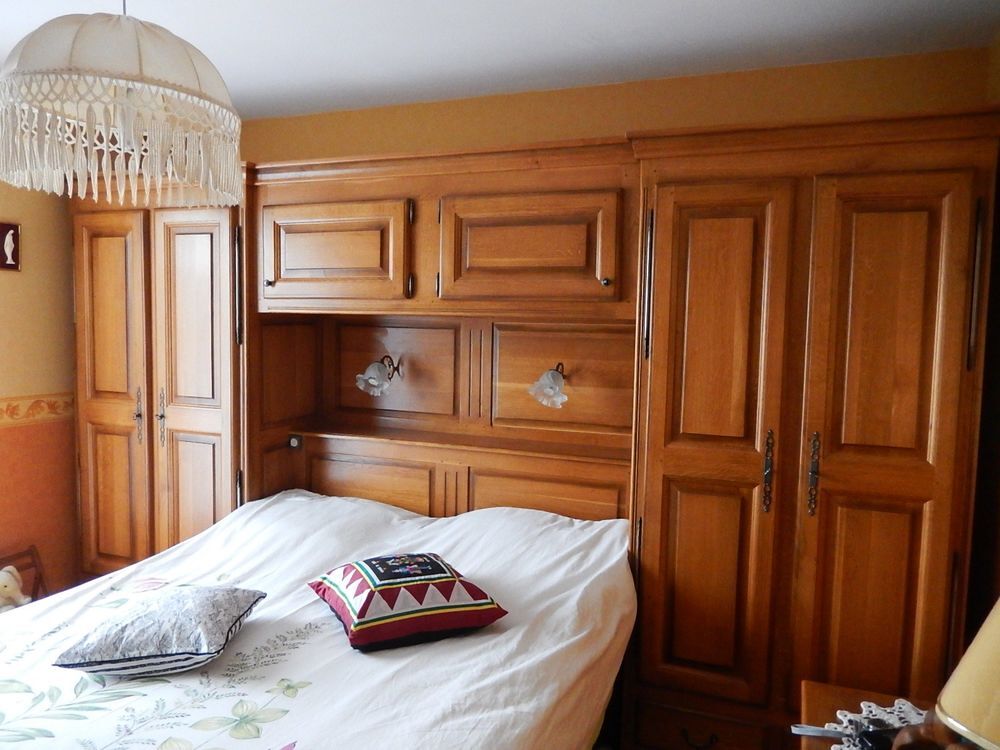 Chambre pont Meubles
