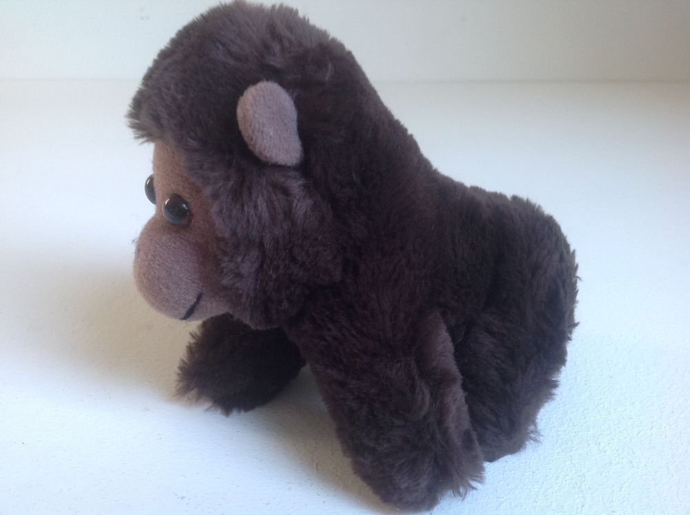 PETIT GORILLE MARRON FONC&Eacute; EN PELUCHE ETAT NEUF Envoi Possib Jeux / jouets