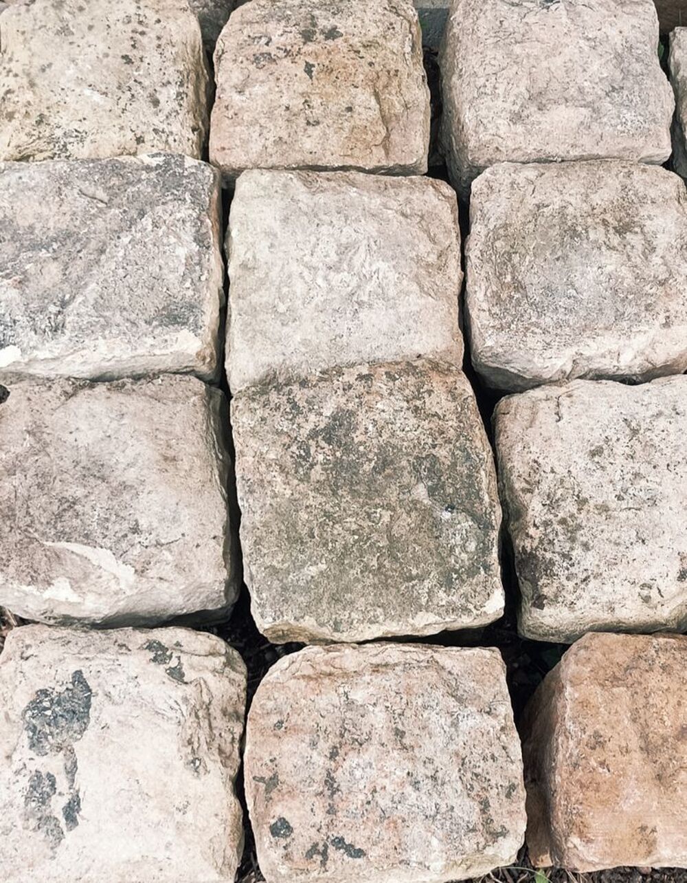 Pave gres gros cube beige ancien sol jardin bricolage terras Jardin