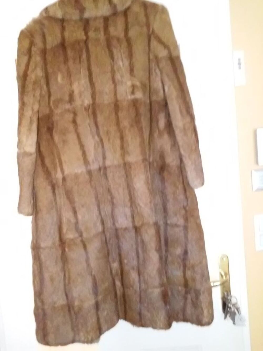Manteau de Fourrure en rat d'am&eacute;rique Vêtements