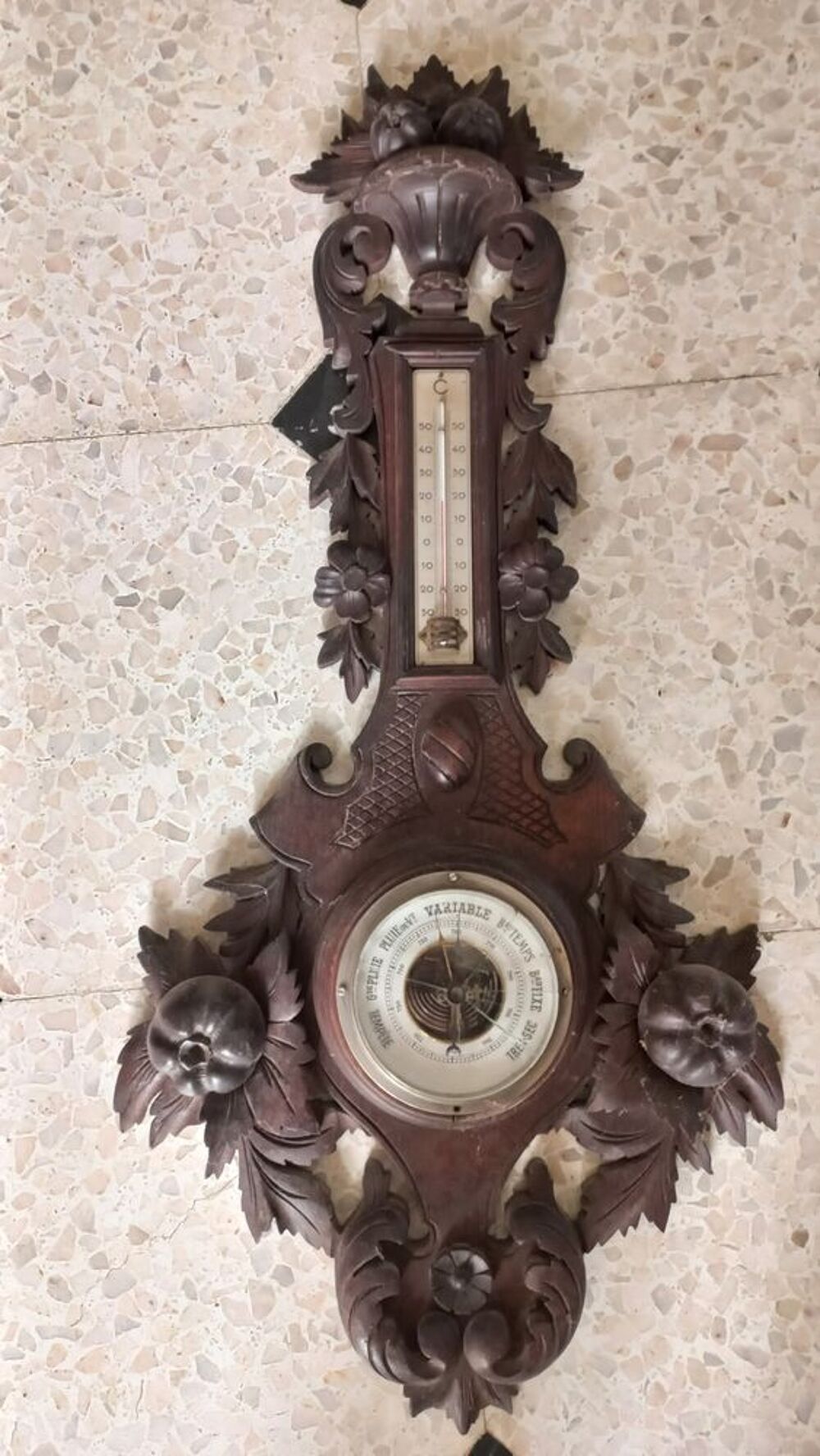 ANCIEN THERMOMETRE ET BAROMETRE EN BOIS SCULPTE Décoration