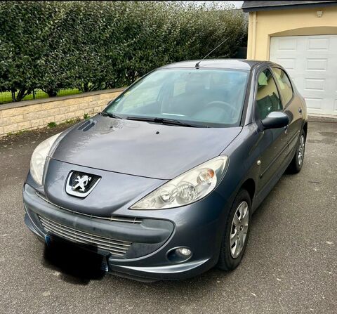 Peugeot 206 + 1.4 HDi 70ch BLUE LION Trendy 2009 occasion Foug&egrave;res 35300