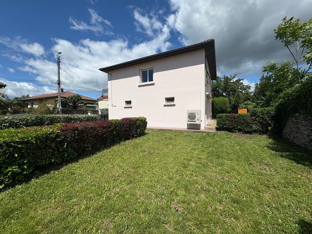 Vente Maison Maison Riom entièrement rénovée DPE B Riom