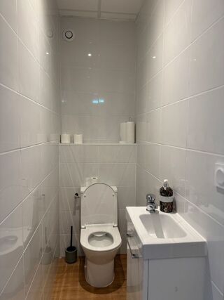  Atelier � louer 5 pi�ces 90 m�