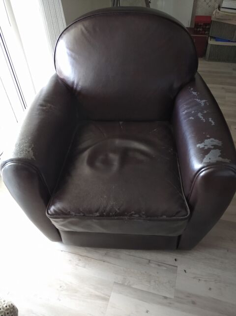 :2 Fauteuils club 90 Le Genest-Saint-Isle (53)