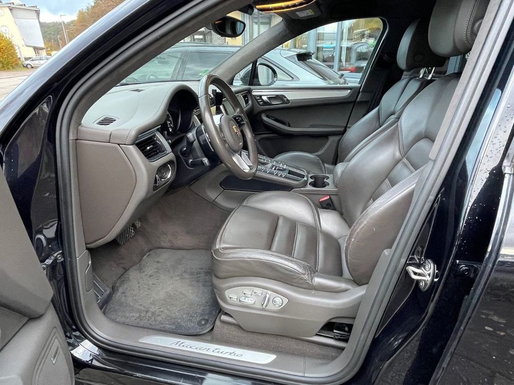 Macan Turbo 3.6 V6 400 ch PDK 2014 occasion 69007 Lyon