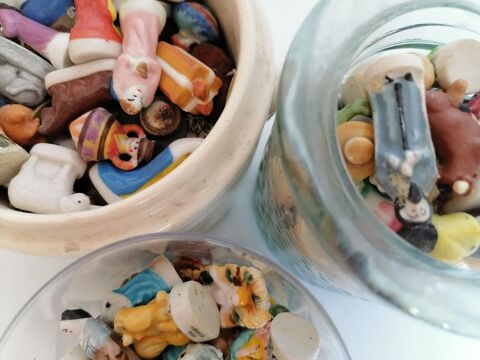 Collection de f�ves  0 Cabannes (13)