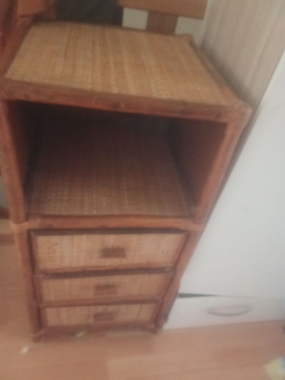 Meuble en rotin v&eacute;ritable Meubles