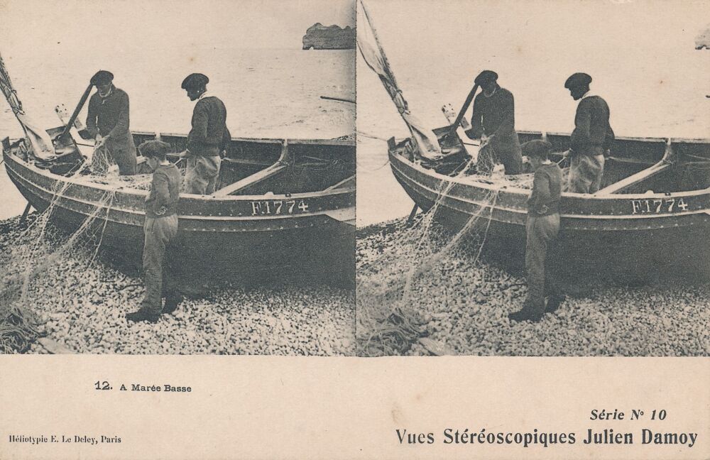 Anciennes Cartes Postales St&eacute;r&eacute;o &Eacute;tretat Normandie P&ecirc;cheurs 