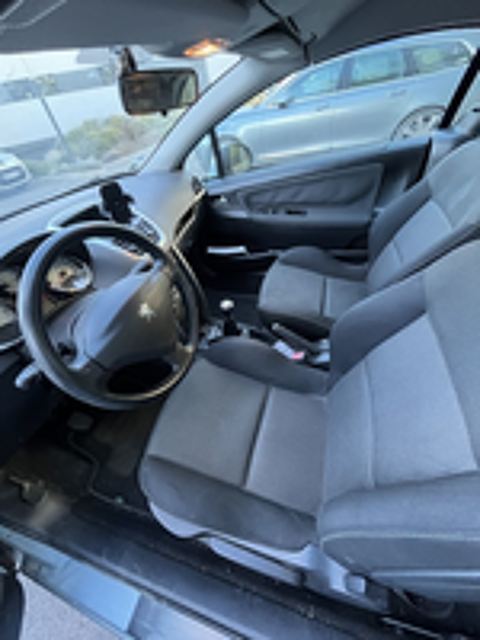 207 CC 1.6 HDi 110ch FAP BLUE LION Sport 2010 occasion 13170 Les Pennes-Mirabeau