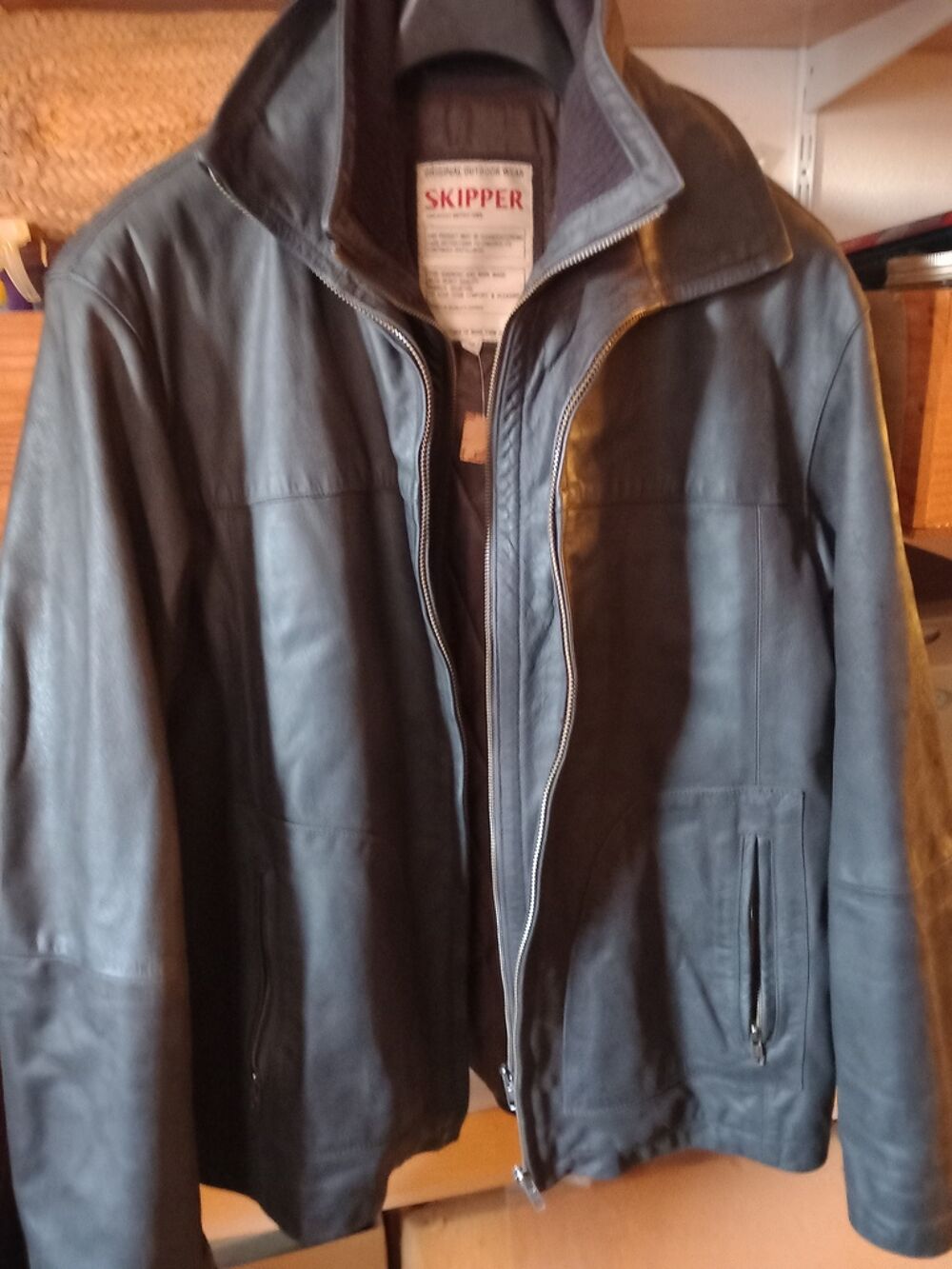 Belle veste longue tout cuir excellent etat Vêtements