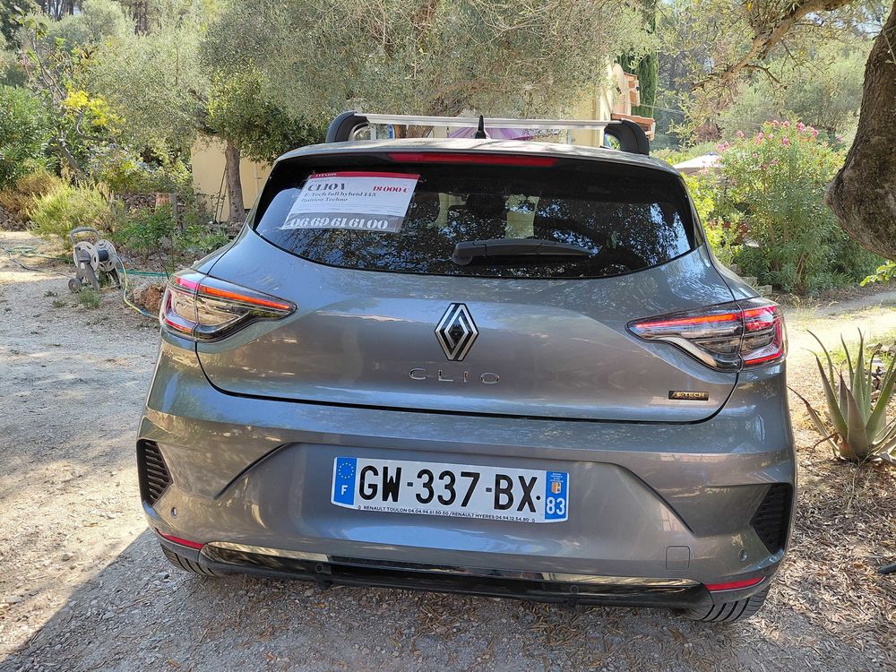 Clio V Clio E-Tech full hybrid 145 Techno 2024 occasion 83210 Solli&egrave;s-Toucas