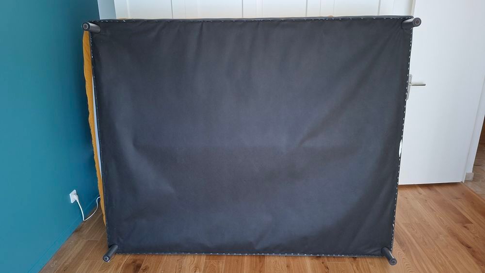 Sommier tapissier Simmons 160x200 cm avec 4 pieds en alu bro Meubles