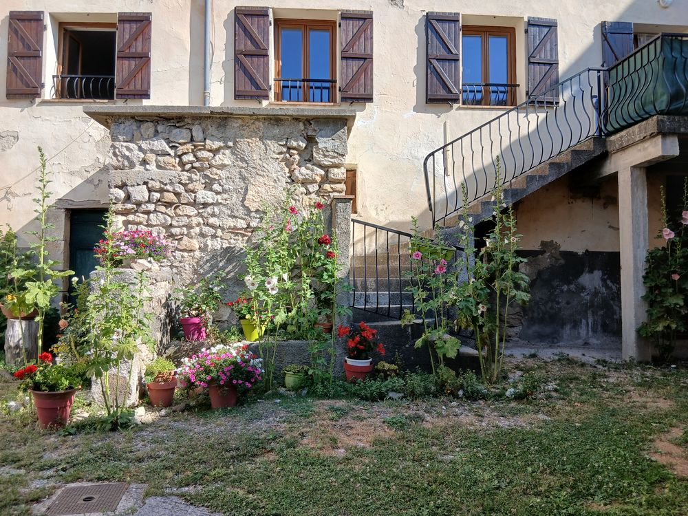 Appartement 2 pièces 47 m² · à Saint-Auban · 47 m² · 95 000 €
