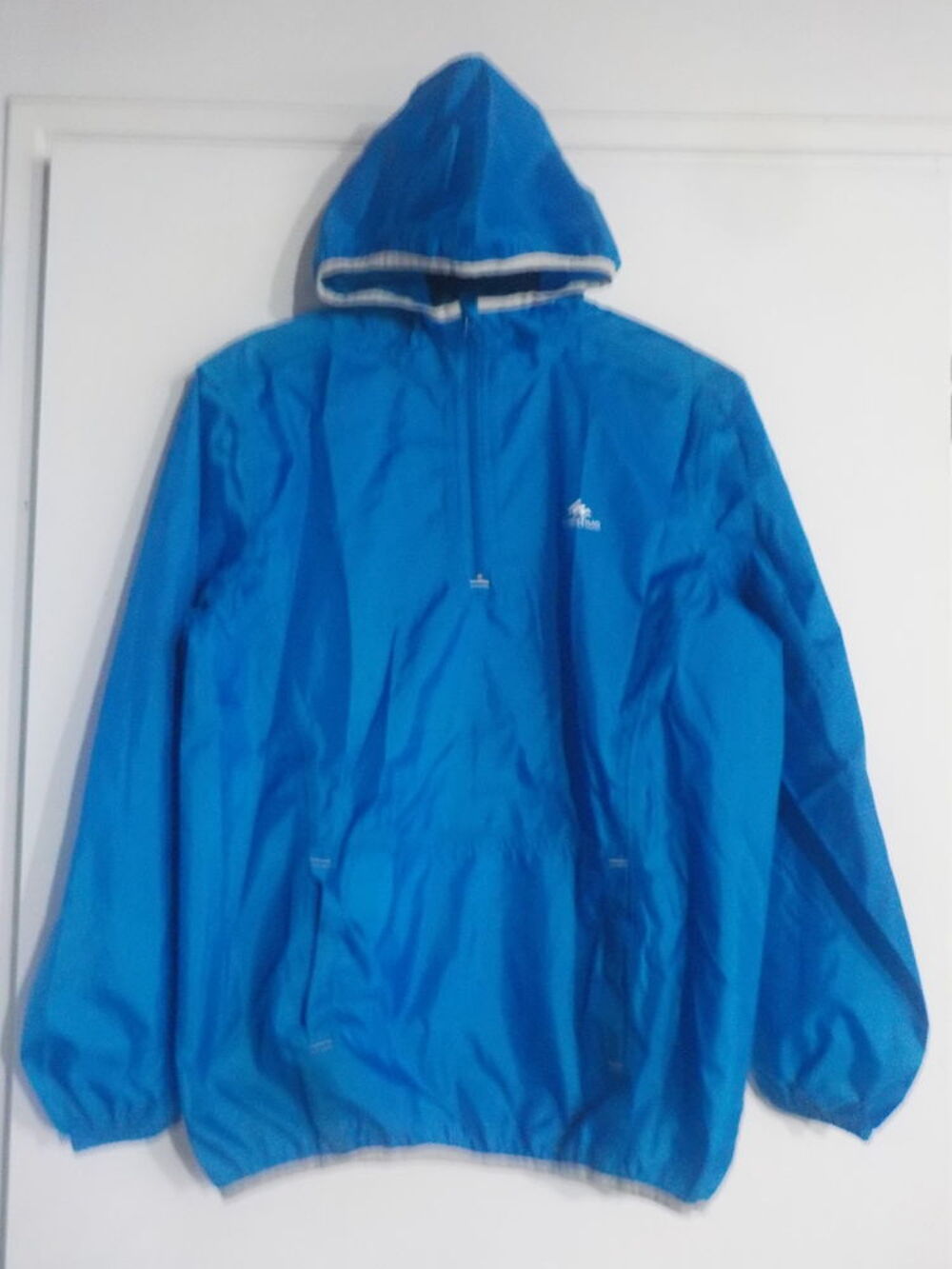 COUPE-VENT QUECHUA BLEU AVEC CAPUCHE Taille 1,58/1,70 m Vêtements enfants