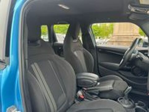 Cooper Hatch 5 Portes 136 ch BVA7 Finition John Works 2018 occasion 75015 Paris