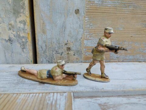 Jouet Figurines Quiralu L�gionnaires Grenadier  WW2 /02
22 Loches (37)